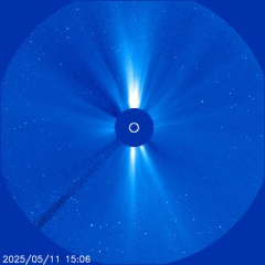 Images of the solar corona