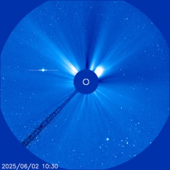 Images of the solar corona